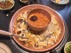 -菌自由丨野生菌火锅特色庭院餐厅(丽江古城店)