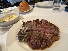 -MORTON'S 莫尔顿牛排坊(北京丽晶酒店)