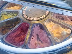 -东方红海鲜百汇(国际大厦店)