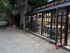 -几个木匠匠人厨房