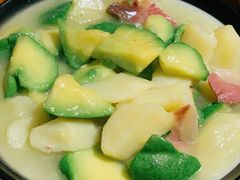 姜柄瓜焖洋芋-隔壁老王·家常云南菜(花巷店)