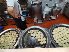 -小杨生煎(白玉兰广场店)