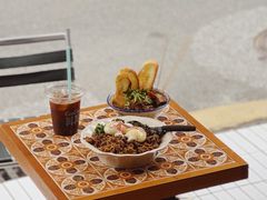 -CowCow其其·牛杂咖啡公司(六运店)