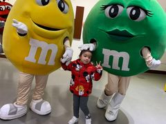 -m豆巧克力世界(上海世茂广场店)