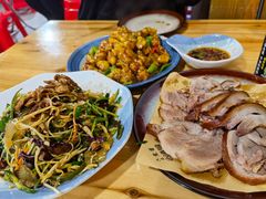 -六禾熏酱小酒馆·东北菜(海甸岛店)