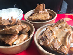 -万和春排骨砂锅米饭(新业广场店)