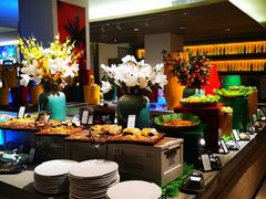 -海口绿发希尔顿酒店-田园汇自助餐·三文鱼·海鲜