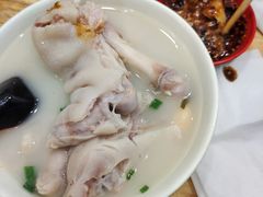 -雷祖芳老妈蹄花店