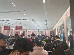 -周大福CHOW TAI FOOK(浦东八佰伴店)