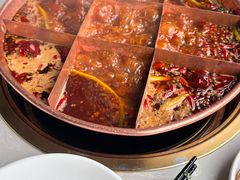 -朗塗老味火锅·江景无人机(长嘉汇店)