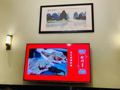 -醉辉皇上海之巅(上海中心大厦店)