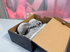 -New Balance(民盈·国贸城店)