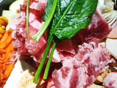 -烤路里·韩国品质自助烤肉(石路天虹4号店)