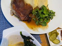 油封鸭腿-LA MAISON公鸡和龙(蛇口店)