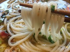 -文山荷鲜居(翠湖店)