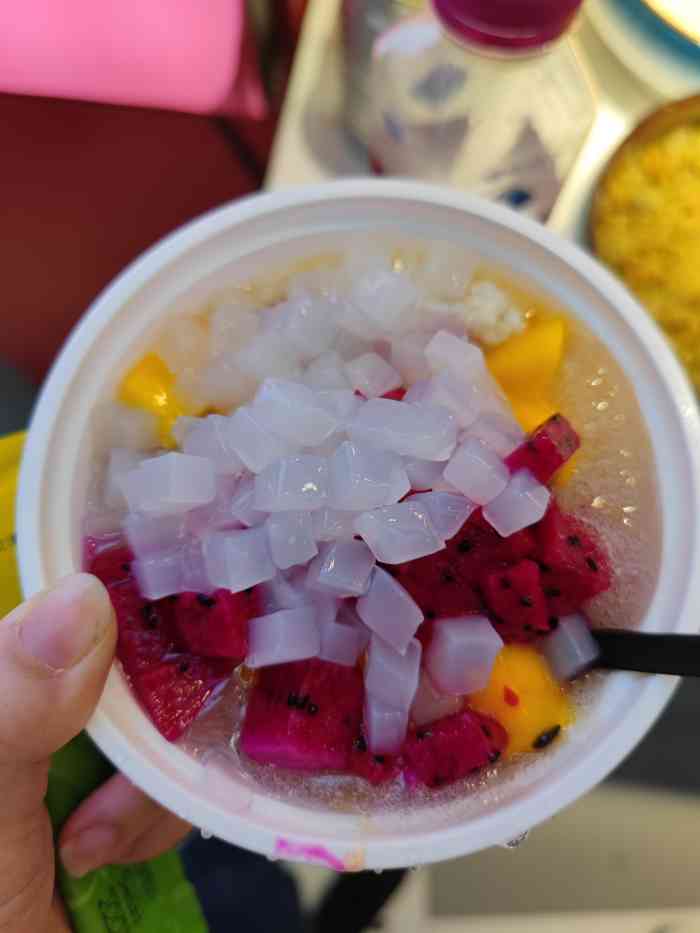 雨打花冰粉(银石二店)-"雨打花冰粉(银石二店) 饿了,大家分头.