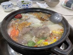 -九寨沟特色牦牛肉汤锅