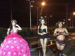 -西蒙人妖秀