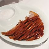 大快朵颐烤鸭时