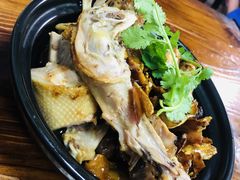 姜母鸭-亚忠小吃店(曾厝垵店)