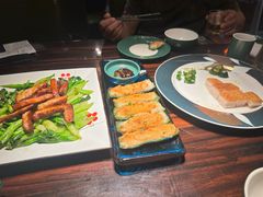 -粤·向群饭店(麓景路店)