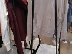 -lululemon(比斯特购物村店)