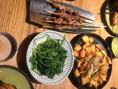 -塔哈尔·新疆盛宴(城西银泰店)