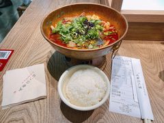 -成都你六姐·牛肉冒菜(上海环宇荟店)