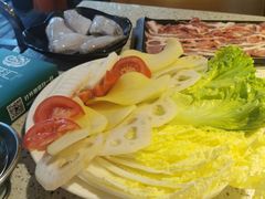 -二荆条·蜀鲜汇城市森林火锅