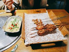 美人鱼摆尾-聚串门儿·东北烧烤(信义坊店)