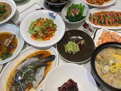-沪华海鲜大酒楼(南汇店)