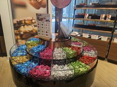 -Laderach 莱德拉(上海环贸iapm店)