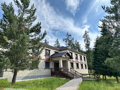 -喀纳斯鸿福生态度假酒店