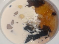 -RUXU入续糖水铺与包(卓悦中心店)