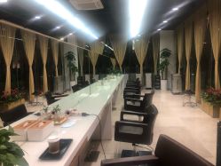 -CARR SALON