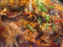 -鸣记脆皮烤鱼·海鲜烤鱼(三八广场店)