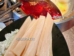 -辣伍鲜毛肚老火锅(元一店)