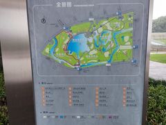 -世纪公园-1号门停车场