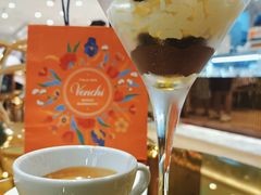 康宝蓝-VENCHI 闻绮(北京国贸商城店)