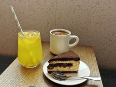 -上海三联书店READWAY(华中首店)