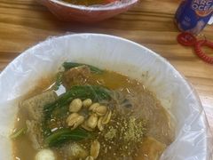 -二钢串叔麻辣烫(华龙大厦店)