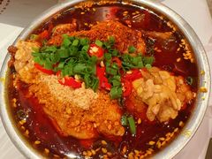 -大芊金重庆串串火锅(南京路店)