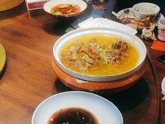 -川流不息·地道川菜·小龙虾(松东路店)