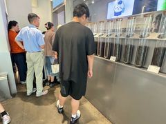 -喜茶(上海打浦桥日月光店)