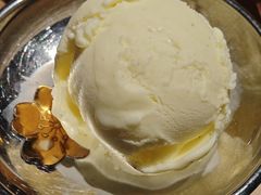 -耶里夏丽·丝路新疆菜·清真食品(徐汇南丹东路臻选店)