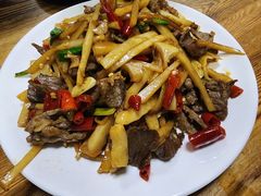 -牛八宝桂林米粉(八里庄店)