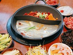 -赵美丽·重庆社区火锅·直营店(火车东站·中豪国际店)