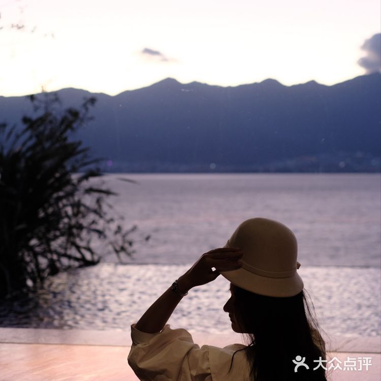 大理在云端，和山脉对话