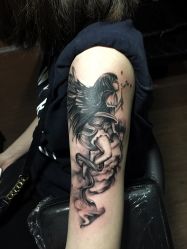 -SNOW TATTOO STUDIO
