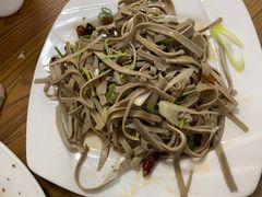 -溢心园香河肉饼总店